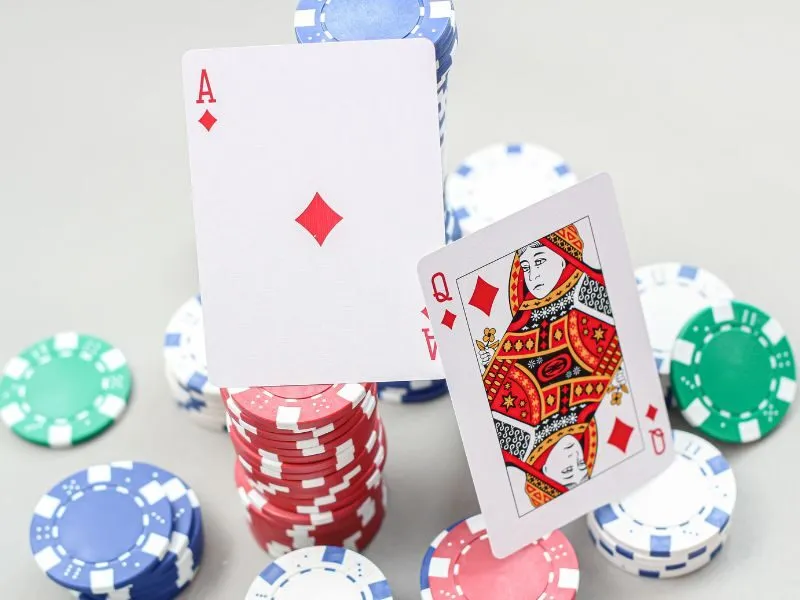 Top 3 game đánh bài đổi thưởng rút tiền mặt năm 2025